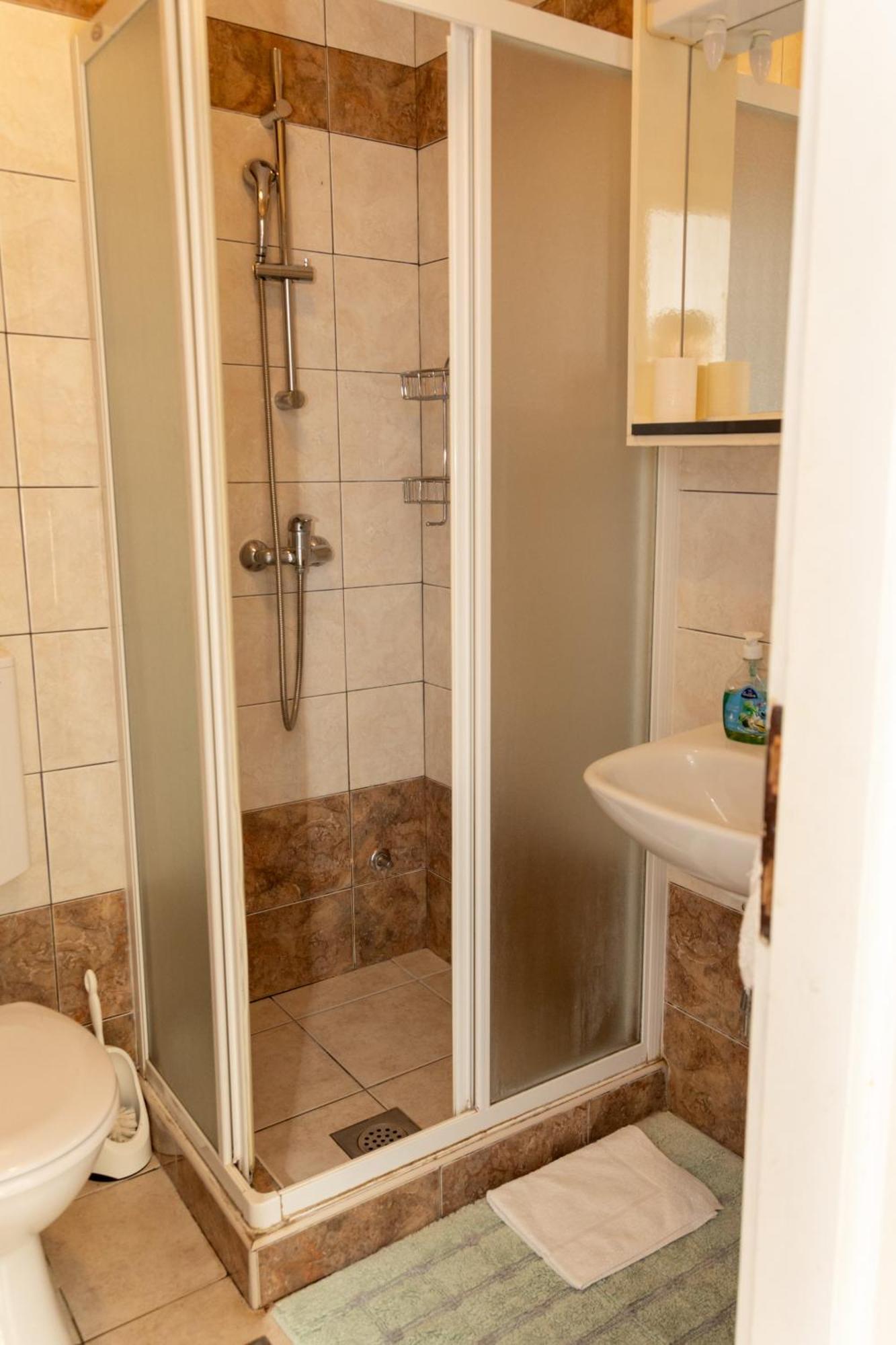 Apartament Zal *