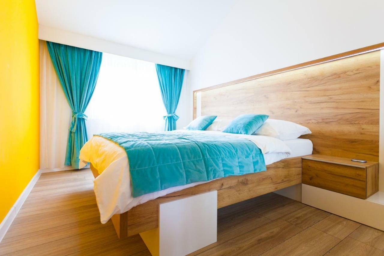 Apartament Zal *